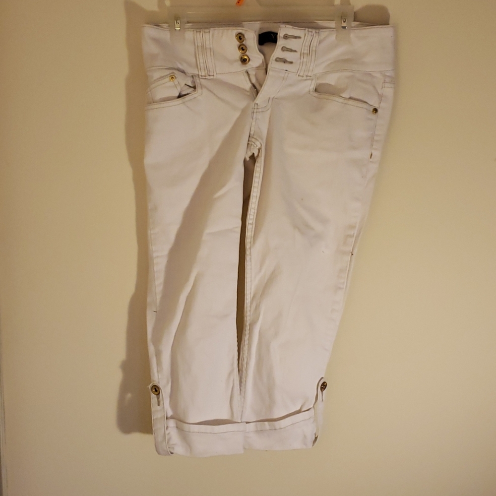 White capris